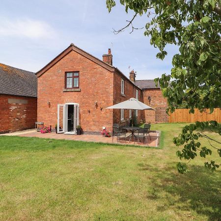 Hill Farm Villa Nantwich Ngoại thất bức ảnh