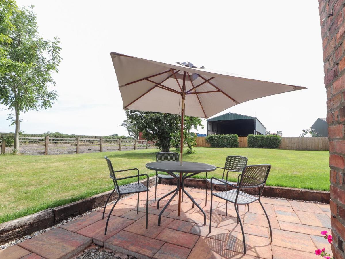Hill Farm Villa Nantwich Ngoại thất bức ảnh